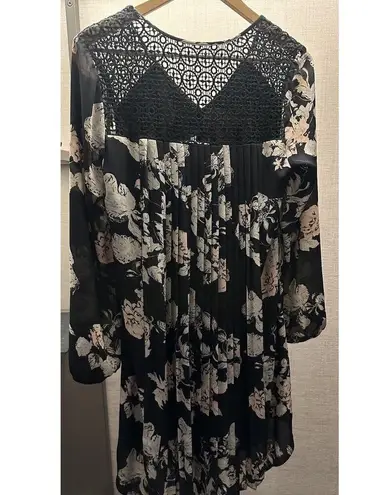 DR2 Dress Sz. Small Babydoll Fairy Boho Festival Artsy Whimsical Crochet Floral