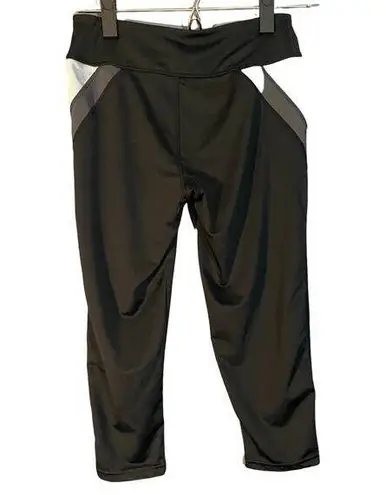 Bee & Cici Black Athletic Casual Capri Running Fitted Leggings Women Sz XS