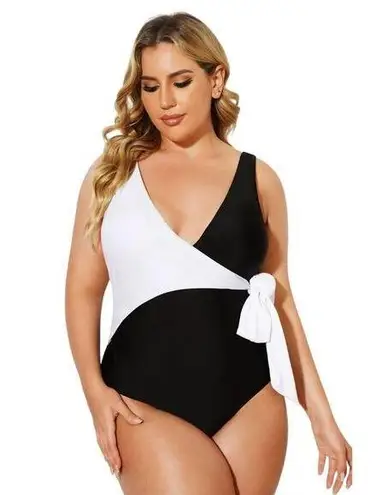 Raisin's CURVE Cross Over One Piece Bathing Swim Suit Black White NWT Plus 20W