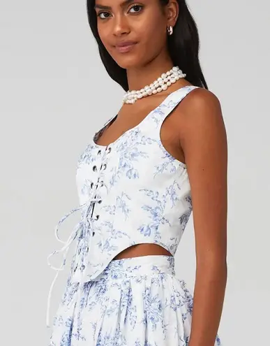 Selfie corset in bed and breakfast duchess Blue