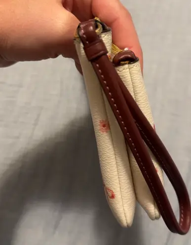 Coach  Clutch Wallet Wristlet thumbnail 11