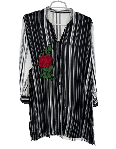 Embroidered tunic Black and White Striped Blouse Red rose Accent button up Size L
