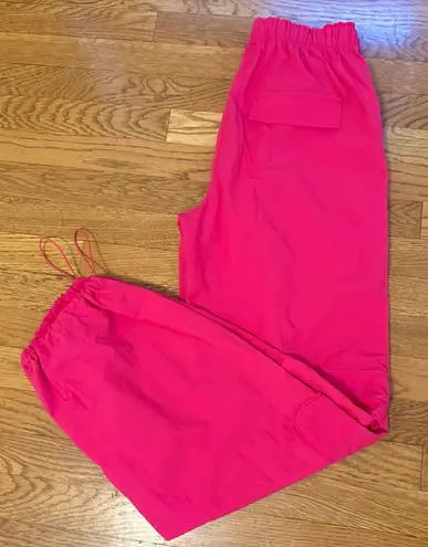 High waist parachute cargo pants in hot pink size M Size M