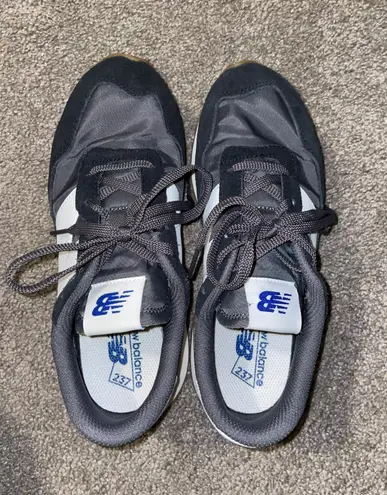 New Balance 237