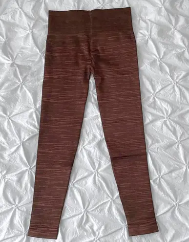 Gymshark Adapt Marl Seamless Leggings Size small, archive brown/cherry brown NWT