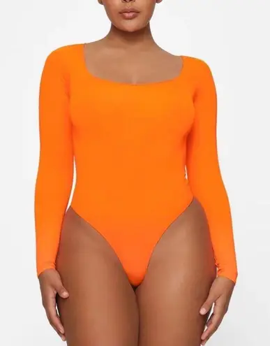 SKIMS Essential Bodysuit Orange Highlighter S/M NWT