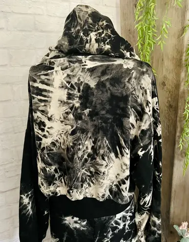 Shop Stevie Bleach Dye Set