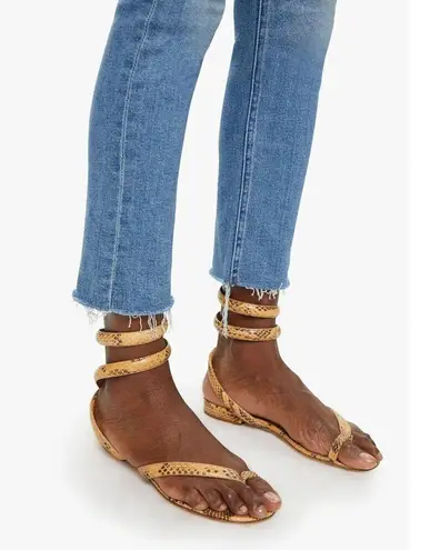 💕MOTHER💕 Mid Rise Dazzler Ankle Fray Jeans