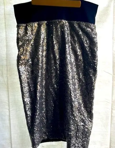 Bebe Gorgeous  sequined pencil skirt with elastic black wide waistband in size Lg