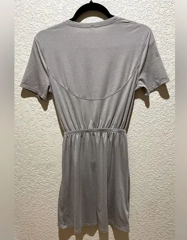 Lululemon NWT  Unwind Your Mine Dress Dark Chrome White Size 2