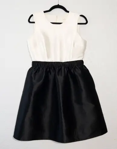 Kate Spade Cream & Black Silk Blend Las Vegas Swift Dress Size 6