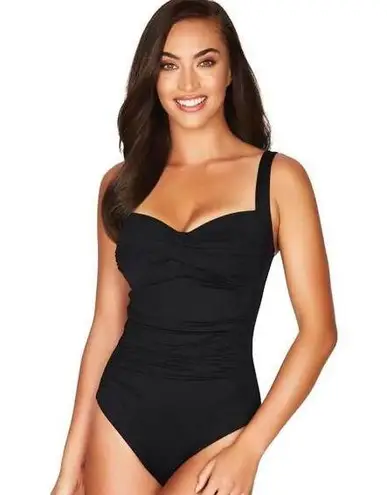 Sea Level Australia Eco Essentials Twist Front Multifit Black One Piece Swimsuit Size 6