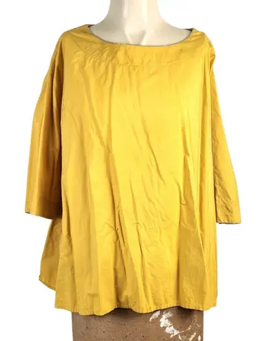 Otto d'ame Women's Mustard Yellow Top With Quarter Sleeves and Trim Details Size 8