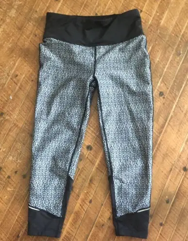 prAna S gray circle athletic joggers