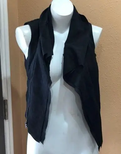 BCBGMAXAZRIA  black NWT Fabian vest