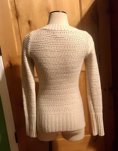 Lucky Brand Cream Crochet Gold Knit V Neck Pullover Sweater $99 EUC XS