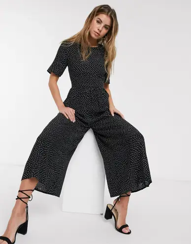 ASOS  Design Tea Jumpsuit with Button Back Cutout Polka Dot Black Size 4 thumbnail 2