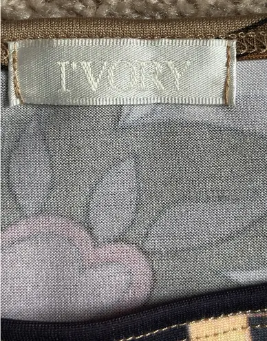 I’vory. Colorful Unique Flore Sleevless Top. Size Medium