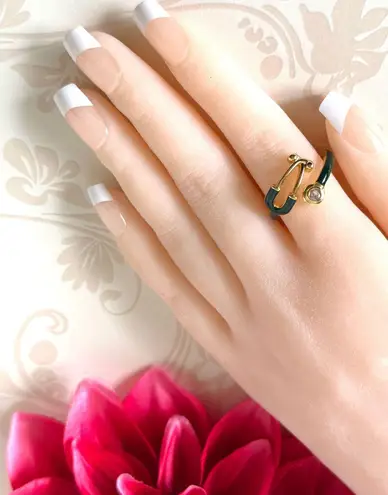 Stethoscope Ring 🩺 Gold Size 7