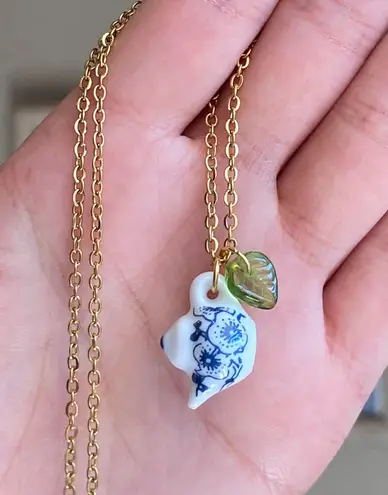 Handmade porcelain tea pot & leaf unique fun fairy antique style necklace🫖🍃🌀