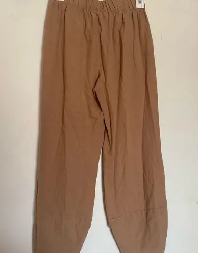 Brown Minimalist Preppy Pants ☀️🫶🏽🩷 Size M