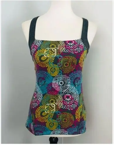 Soybu Athletic Tank Top Sz S Strappy Criss Cross Back Built In Bra Yoga