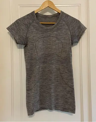 Lululemon  Swiftly Tech Short-Sleeve