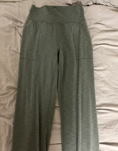 Athleta Salutation Joggers