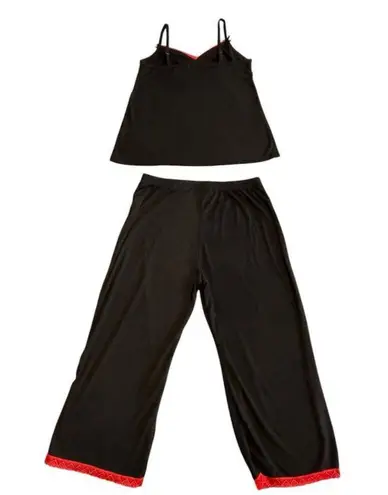 Love to Sleep Pajama Set 2 Piece Womens Size Medium Black Red Cami Capri Bottoms