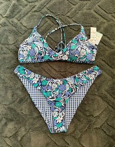 Roxy NWT  Reversible bikini set - Image 1