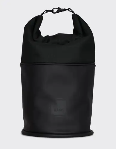 NWT RAINS Spin Rolltop Mini Bucket Bag Backpack Waterproof Everyday Use Outdoor Black