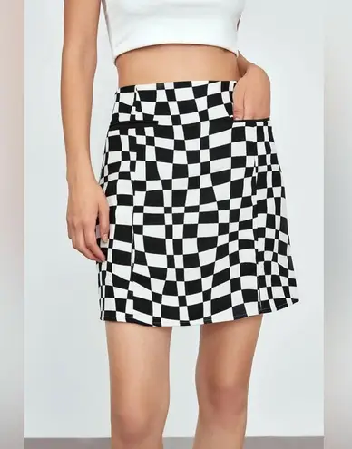 J.ING Black White Mini Skirt Size M NWT Size M