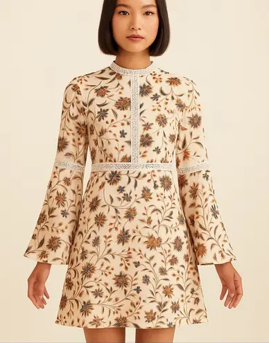 Avenue NB Cream Floral Print Lace Detail Bell Sleeve Dress