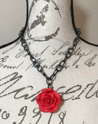Red Rose Gun Metal Gothic Necklace New