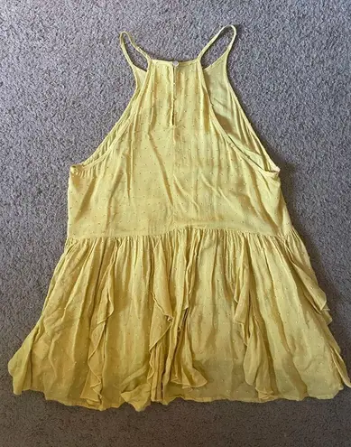 NWOT Halter Ruffle Spaghetti Strap Tank Top Gold Size L