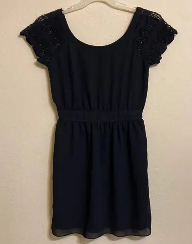 BCBGeneration Little Black Cocktail Dress Lace Sleeve Size XS