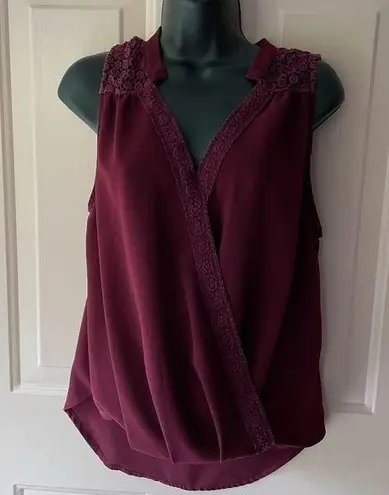 Alya  Burgundy Lace Hi-Low Flowy V-Neck Sleeveless Blouse - Size Small