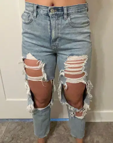 American Eagle AE Ripped Mom Jean- Blown Out Blue