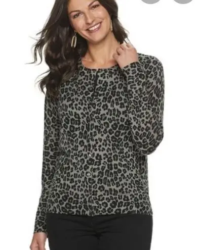 Croft & Barrow Gray black leopard cardigan sweater, ladies medium animal print cotton button up - Image 3