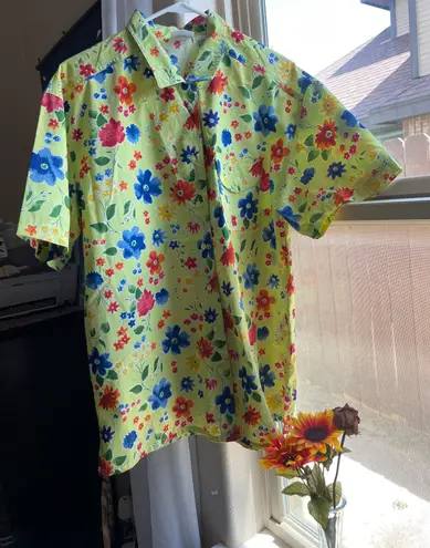 Bobbie & Brooks Vintage 90s spring cottagecore Floral button Shirt