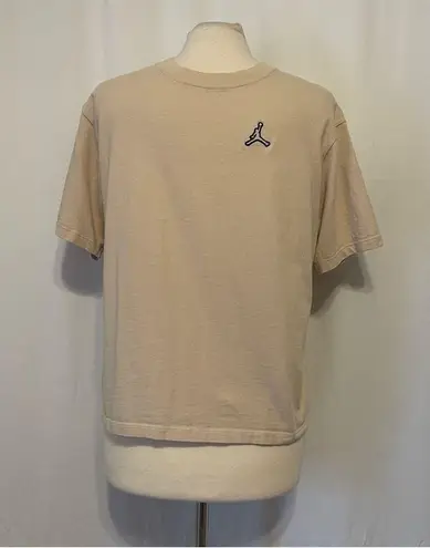 Jordan  Essentials T-Shirt in Sanddrift size Medium thumbnail 2