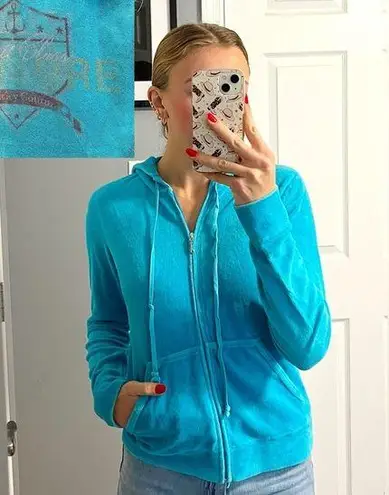 Juicy Couture  Y2K Velour Blue Zip Up