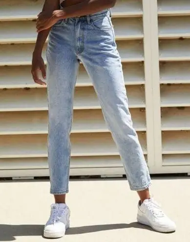 Brandy Melville  John Galt Light Wash High Rise Straight Leg Jean - M