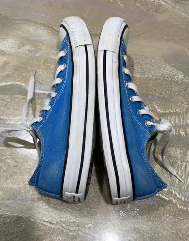 Converse All Star Low Tops Lace Up Blue Sneakers Women’s 8 (Please Read Description)