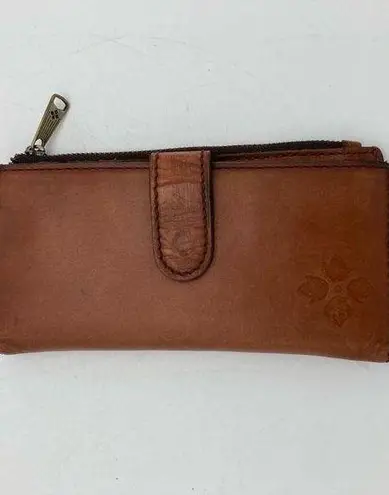 Patricia Nash  Large Vertical Leather Wallet