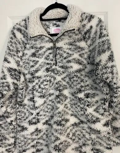 Cozy Sherpa Black And White Patterned Pullover