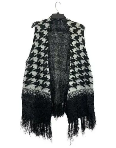 Investments II Women's Fringed Vest
