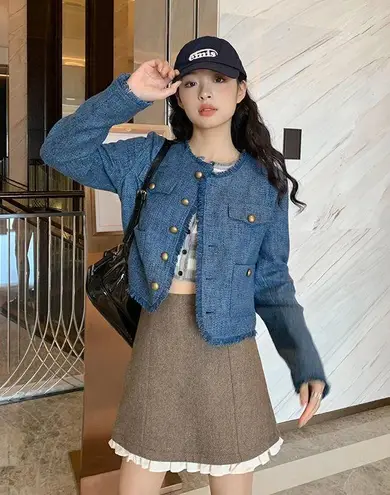 French Style Gold Button Tweed Jacket Size L