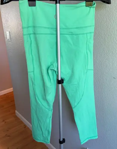 Zyia Active Light n Tight Spring Bud Capri Workout Pocket Hi