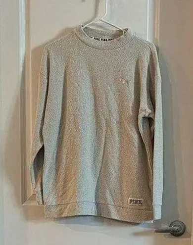 PINK - Victoria's Secret vs crewneck